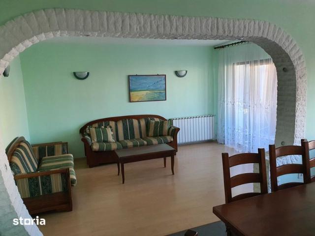 Inchiriez Apartament 3 camere