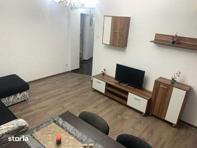 Inchiriez apartament 3 camere ultracentral