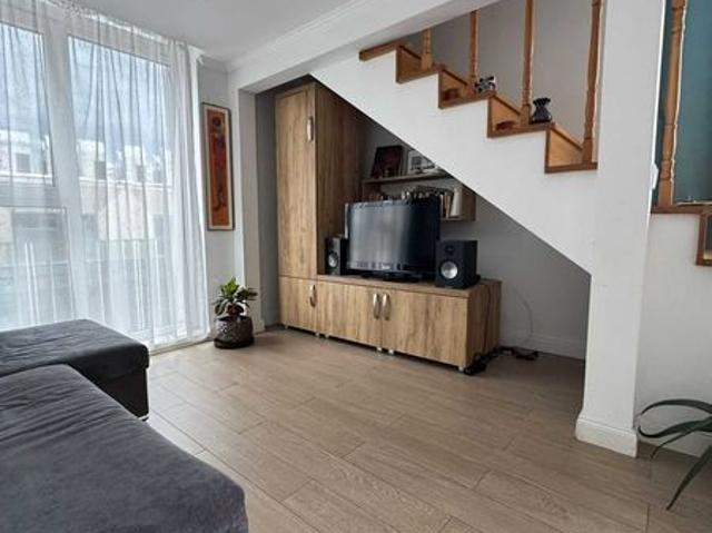 Inchiriez apartament 3 camere Central zona NTT data