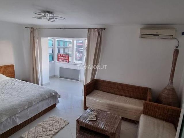 Inchiriez apartament 3 camere Costinesti Beach Please