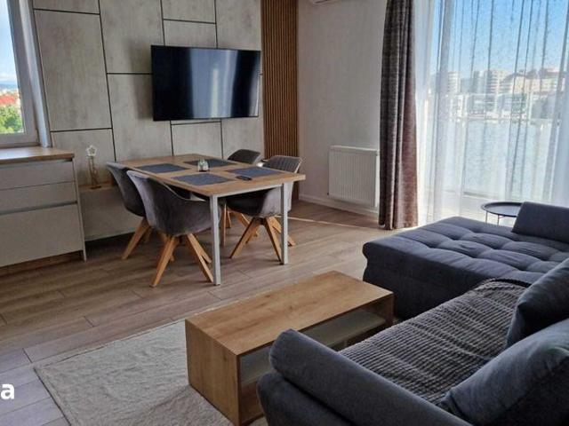 Inchiriez apartament 3 camere cu parcare subterana in Prima Onestilor