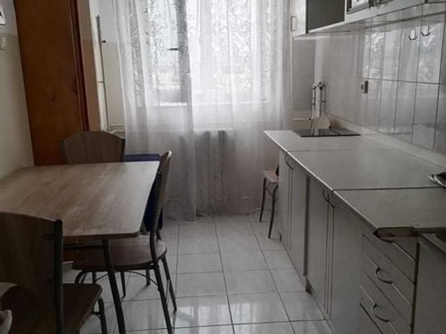 Inchiriez apartament 3 camere de 90m2 in Marasti