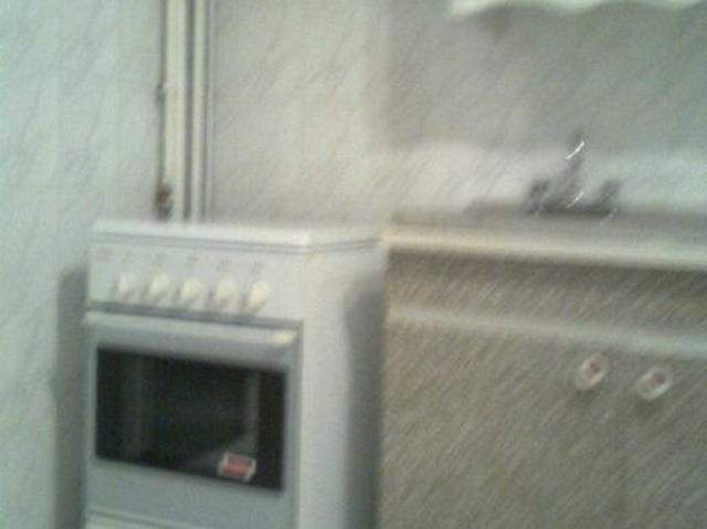 Inchiriez apartament 3 camere decomandat central, Piata Cipariu