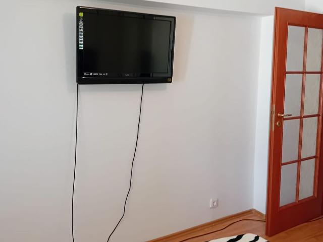 Închiriez apartament 3 camere decomandat – Dorobanți