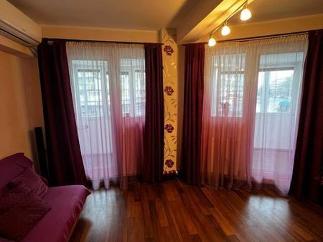Inchiriez apartament 3 camere General