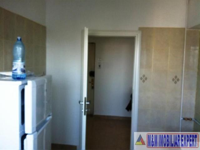 Inchiriez Apartament 3 camere în București Sector 1 Dorobanți