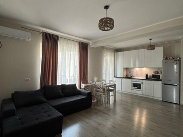 Inchiriez Apartament 3 camere, openspace, 2 bai, Giroc, Braitim