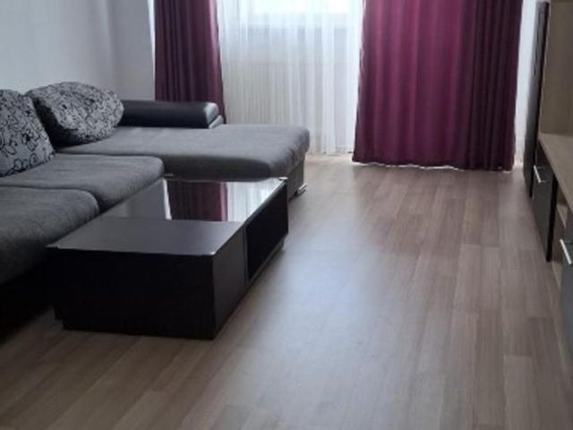 Inchiriez apartament 3 camere Pitesti Fr Golesti