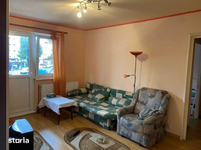 Inchiriez apartament 3 camere, semidecomandat, Astra