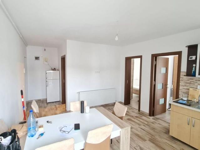 Inchiriez apartament 3 camere strada Octav Doicescu C.Arhitectilor