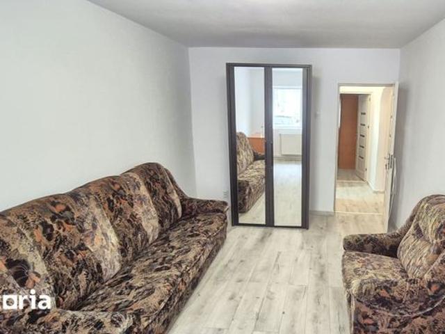 Inchiriez apartament 3 camere Suceava, Burdujeni