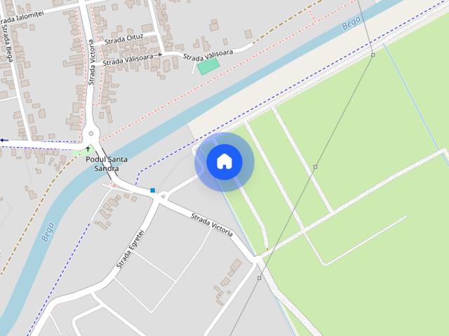 Închiriez apartament trei camere, living, bucătărie curte două garaje