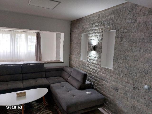 Inchiriez apartament Untold
