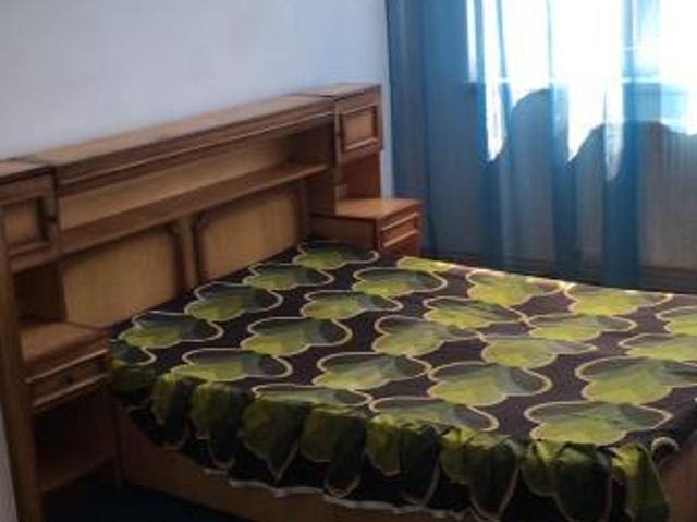 Inchiriez apartament zona Mihai Viteazu