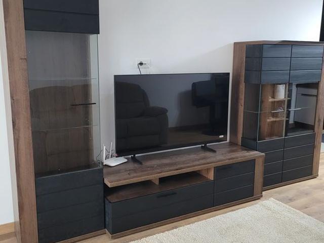 Inchiriez apartament Adora 2 camere