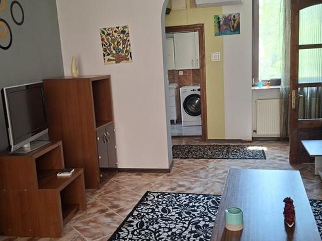 Inchiriez apartament Casa Alba ultracentral 3 cam