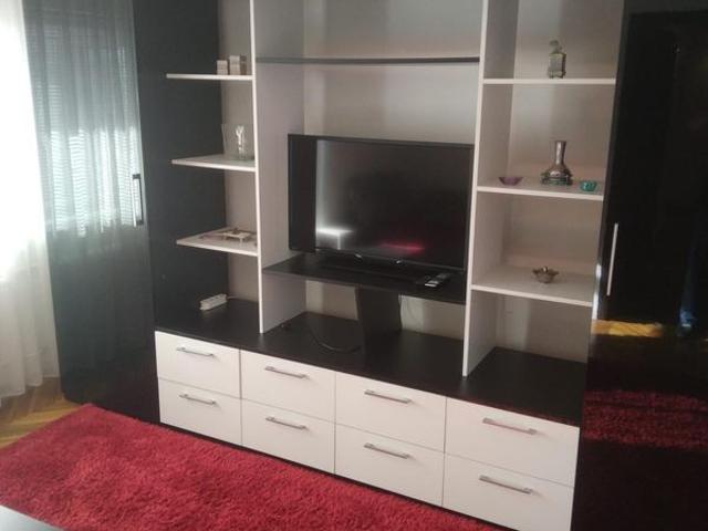 Inchiriez apartament centru 2 camere