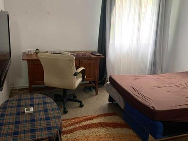 Inchiriez Apartament cu 1 camera in zona blocurilor RomGaz 40mp