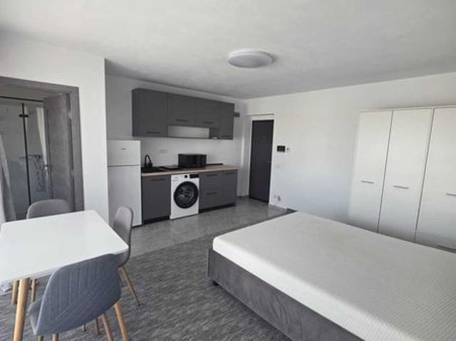 Inchiriez apartament cu 1 camera in Cartierul Grigorescu Oradea