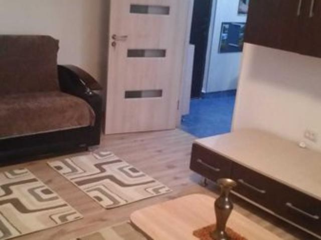 Inchiriez apartament cu 2 camere