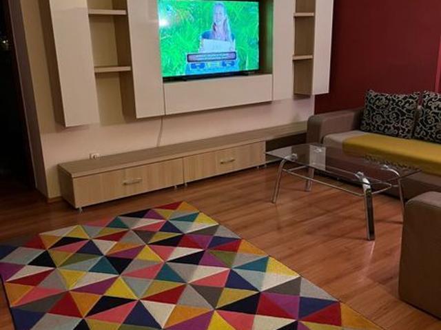 Inchiriez apartament cu 2 camere