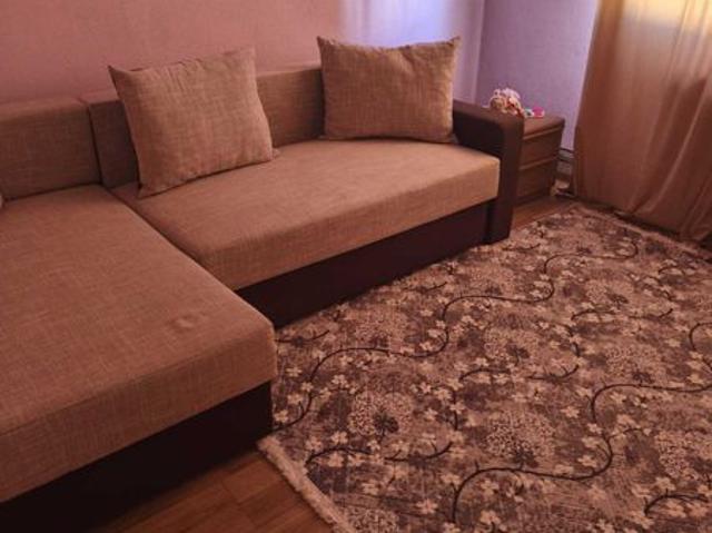 Inchiriez apartament cu 2 camere