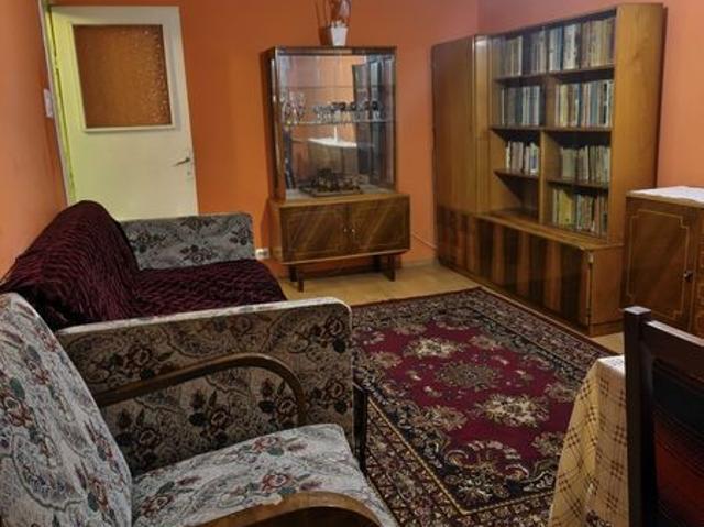 Inchiriez apartament cu 2 camere zona Mall Botosani