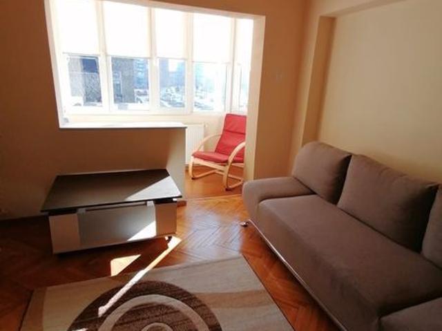 Inchiriez apartament cu 2 camere, Zona Garii