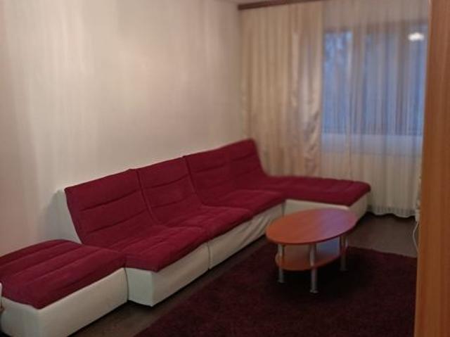 Inchiriez apartament cu 2 camere de tip studio