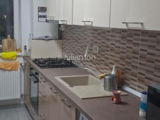 Inchiriez apartament cu 2 camere, decomandat, in zona Prelungirea Ghencea