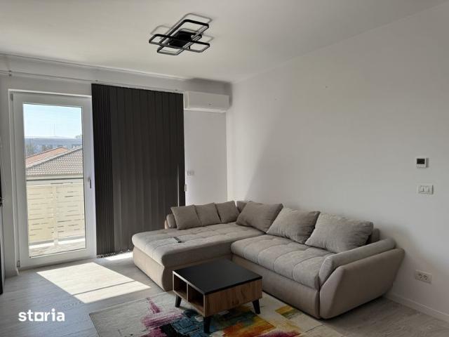 Inchiriez apartament cu 2 camere in Giroc zona ESO