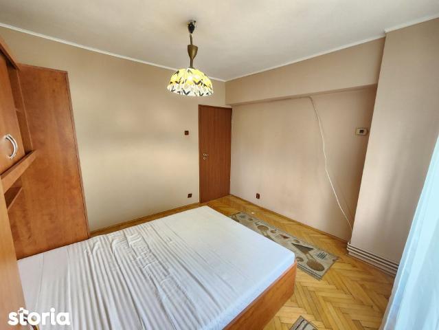 Inchiriez apartament cu 2 camere langa Iulius Mall