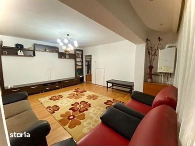 Inchiriez apartament cu 3 camere Targu Jiu