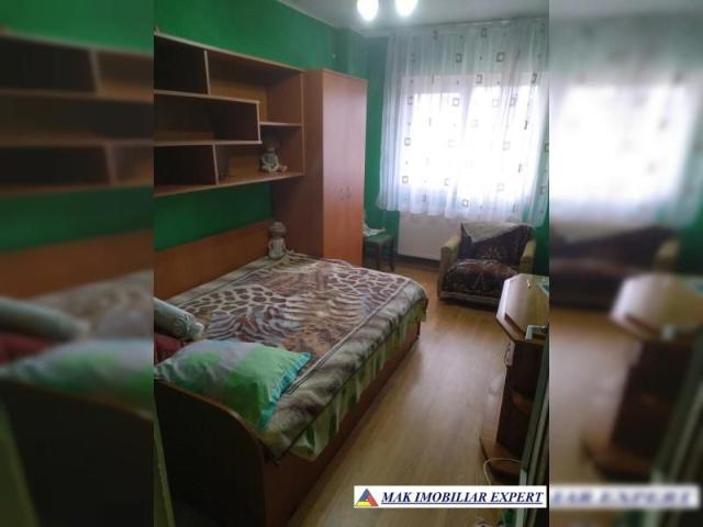 Închiriez apartament cu 3 camere confort 1, et. 4, Grui, Campulung Muscel, Arges
