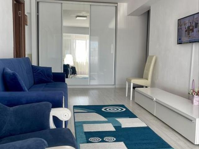 Inchiriez apartament cu 3 camere Nufarul