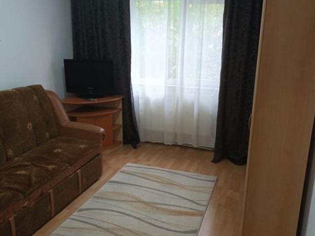 Inchiriez apartament cu doua camere