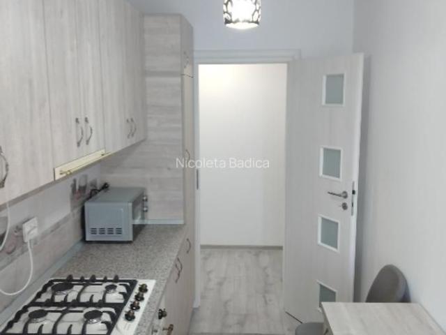 Închiriez apartament cu doua camere decomandat în Iași