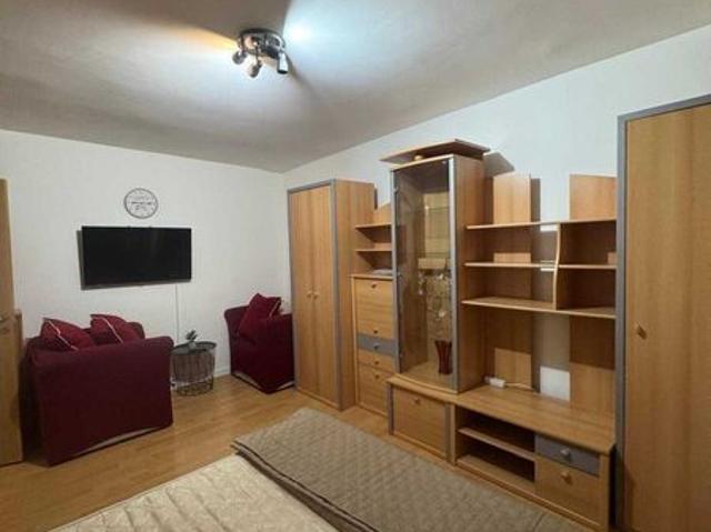 Inchiriez apartament cu o camera