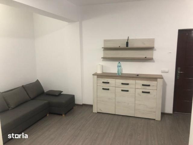 Închiriez apartament cu o camera zona Pronto