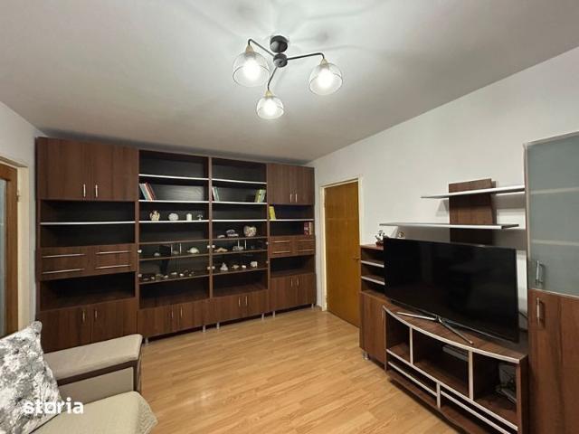 Inchiriez apartament de 3 camere in zona Romancierilor, Drumul Taberei