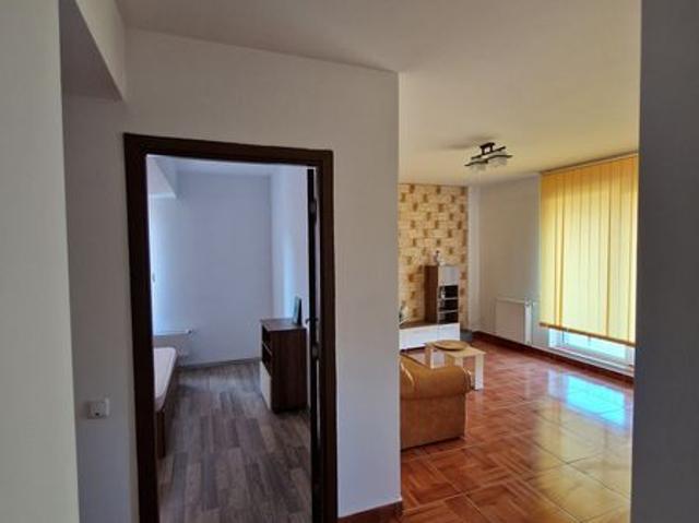 Închiriez apartament doua camere