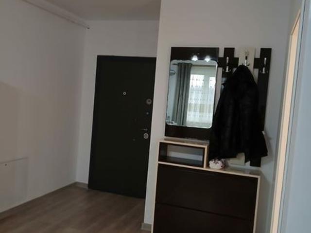 Închiriez apartament Floresti str.Somesului