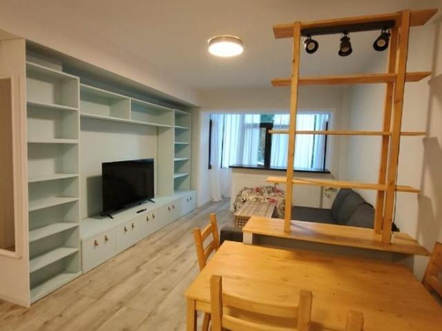 Inchiriez apartament in Copou