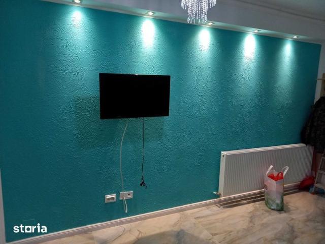 inchiriez apartament in Floresti