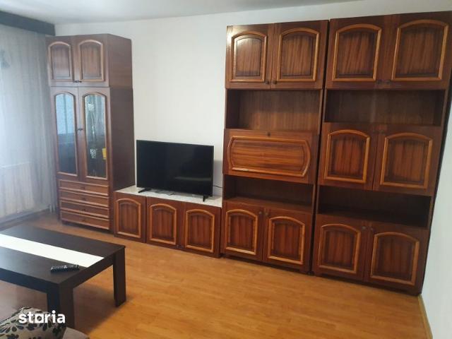 Închiriez apartament in Racadau