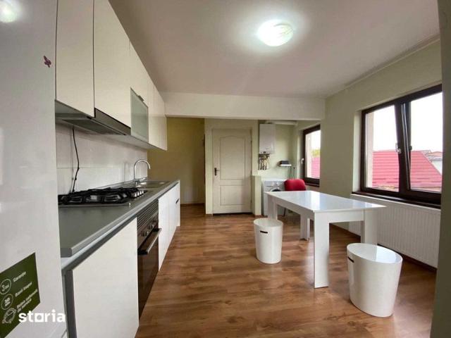 Inchiriez apartament, la casa, cu 2 camere, zona Auchan, Iris