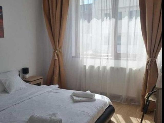 Inchiriez apartament MAMAIA NORD