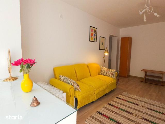 Inchiriez apartament modern cu 2 camere –lumină și locație excelentă!