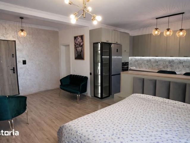 Inchiriez apartament o camera sagului