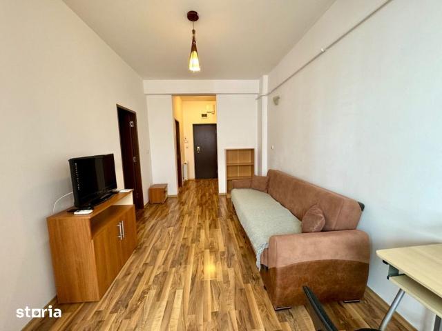 Inchiriez apartament o camera+nisa, Ared UTA